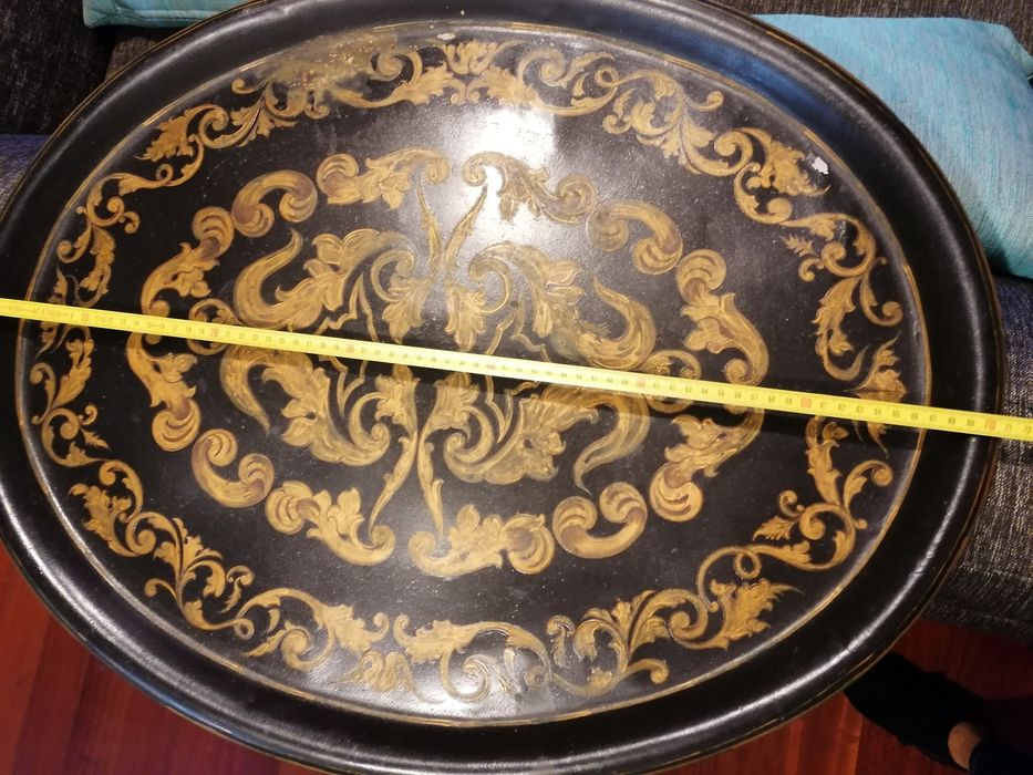 Tabuleiro pintado ao mão