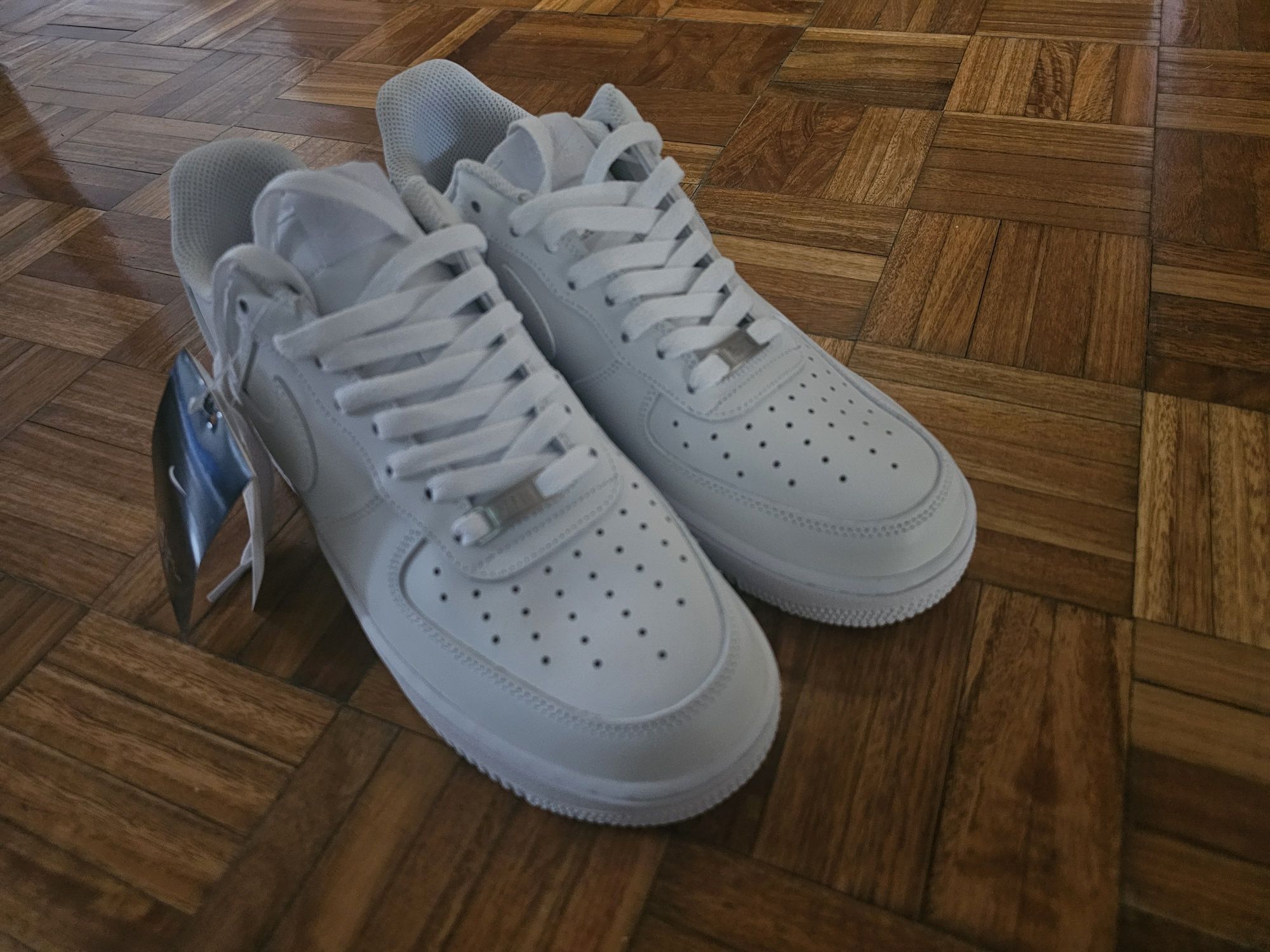 Nike Air Force 1 [NOVO)