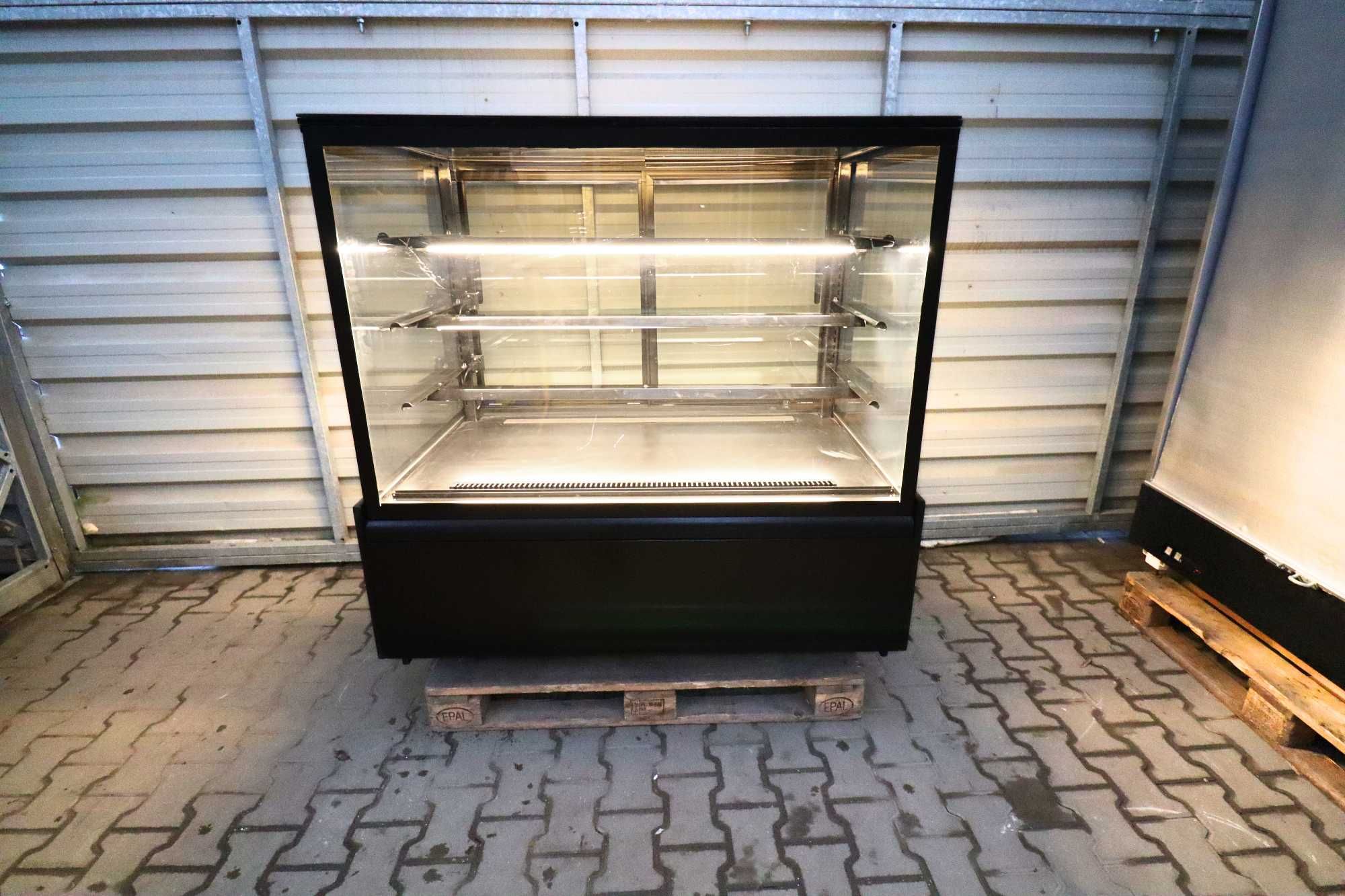 Witryna cukiernicza 134 cm