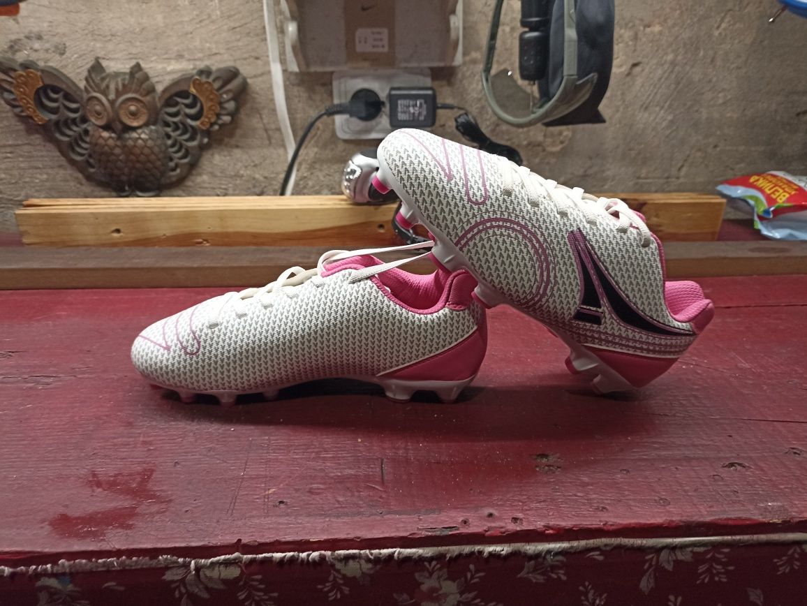 Продам сороконожки SOCCER 34 размер!