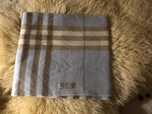 Burberry London 100% Cashmere made in Scotland komin turtleneck