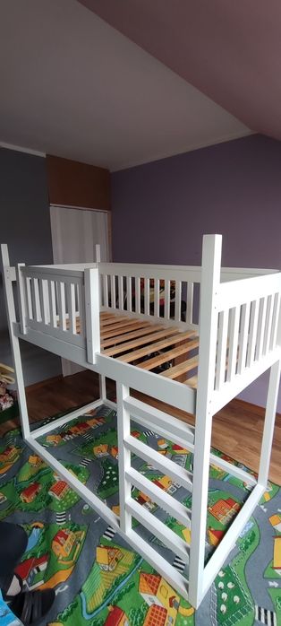 Łóżko piętrowe antresola z litego drewna