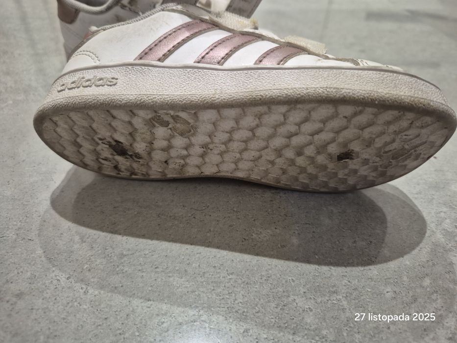 Buty dziecięce Adidas rozmiar 26