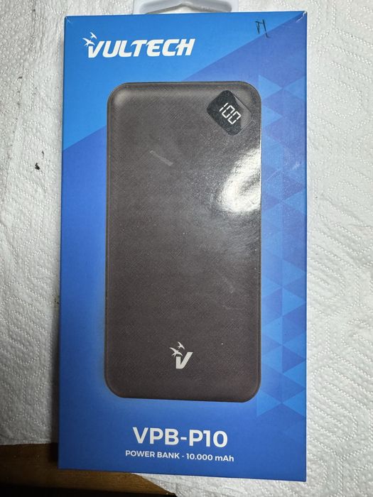 Продаю павер банк на три повних заряда