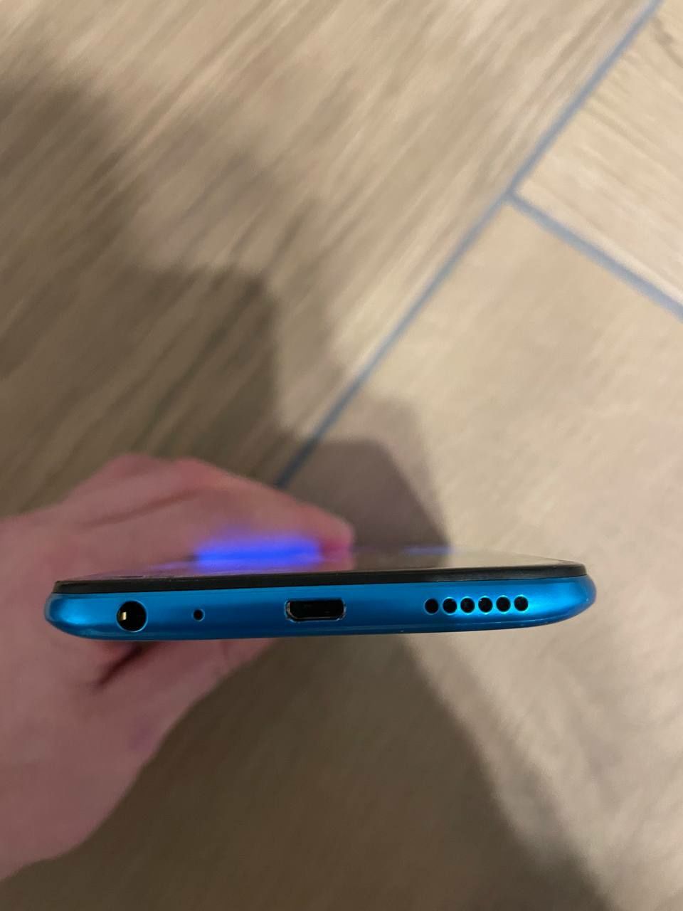Продам телефон Vivo