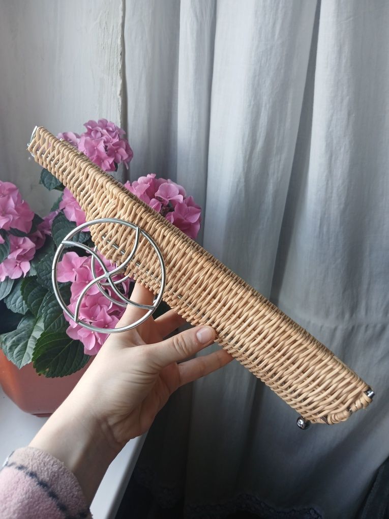 подставка для бутылки
