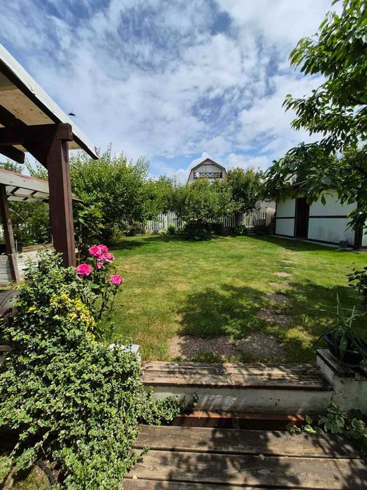 Продам дачу, будинок, с. Любимiвка, с. Перше травня