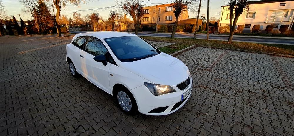 Seat Ibiza 1.2   Rok 2013 Maly Potwierdzony przebieg 112 tys km