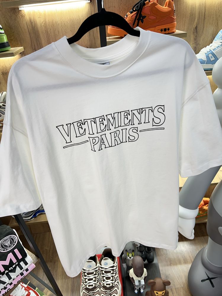 Футболка Vetements Paris Logo White