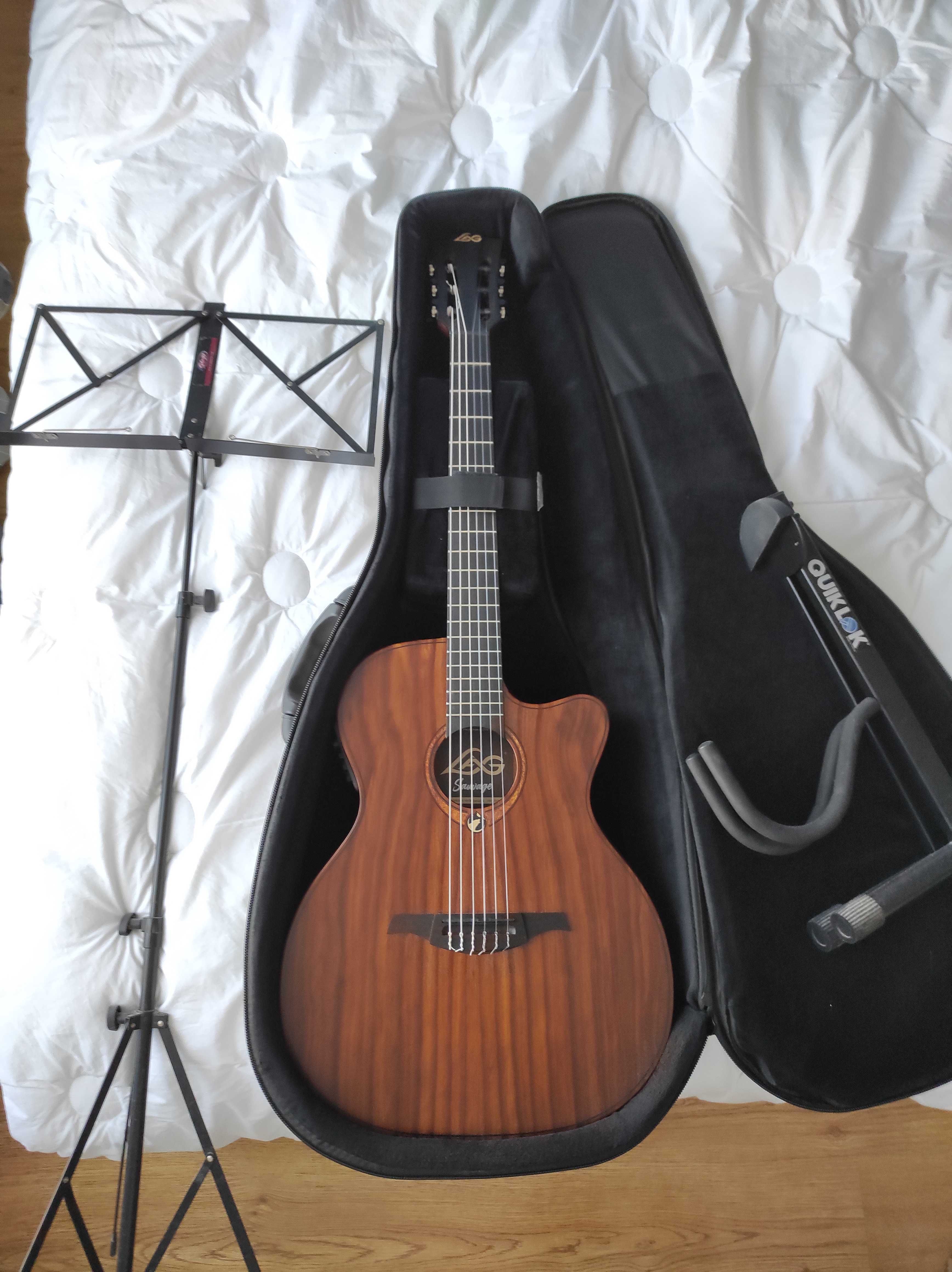 Bundle Guitarra Eletroacústica LÂG SAUVAGE-N-ASCE