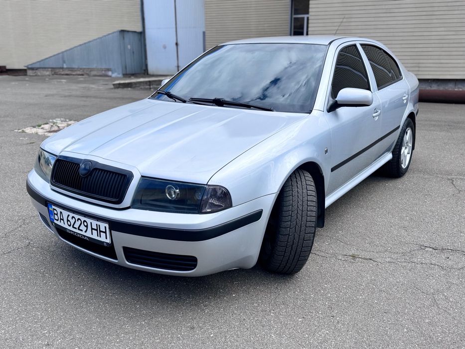 Продам Skoda octavia tour 1.6