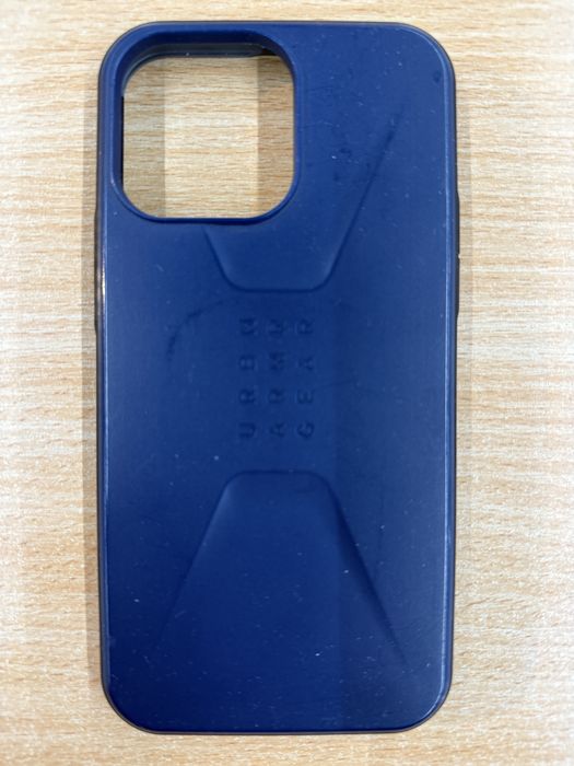 Чехол на Iphone 14 Pro  Max американской фирмы UAG бу отличный