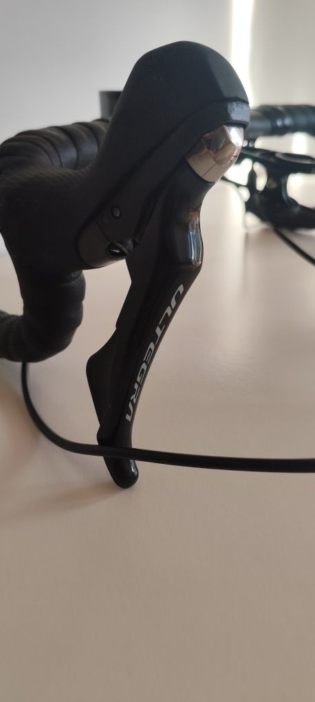Grupo Shimano Ultegra 8100 Disco