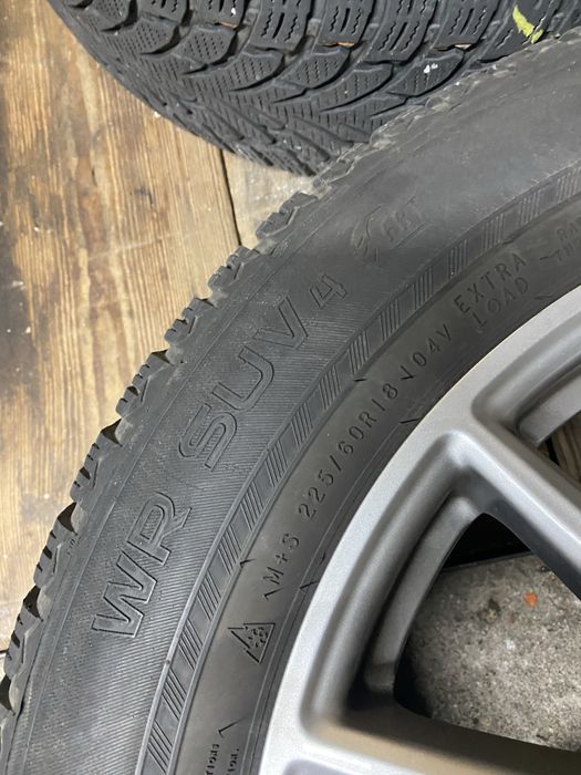 225/60R18 зимові шини з дисками BMW X3 G01
