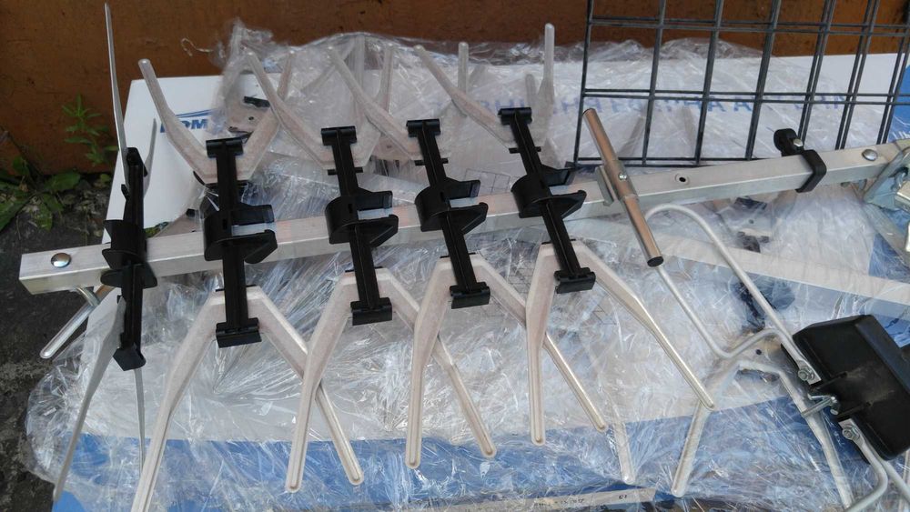 Наружная антенна Romsat UHF-43EL