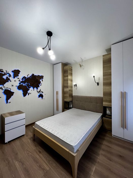 Здам котедж в центрі міста