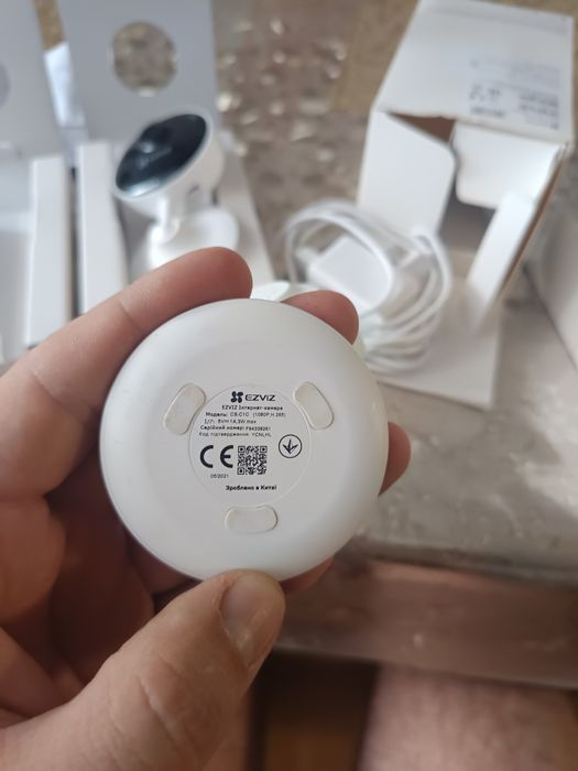 Продам ezviz cs-c1c вай фай камеры