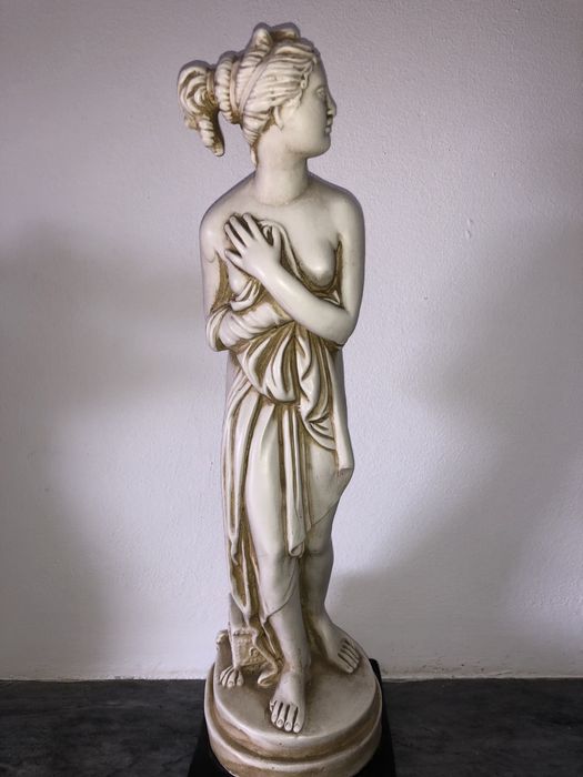 Estátua - Vénus decorativa