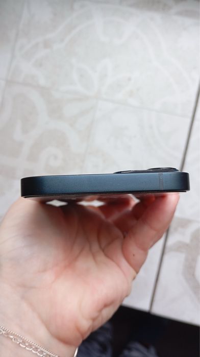 Терміново! Смартфон Iphone 13 128 gb midnight