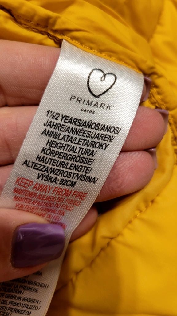 Kurtka wiosenno-jesienna Primark, czapka Minoti w gratisie