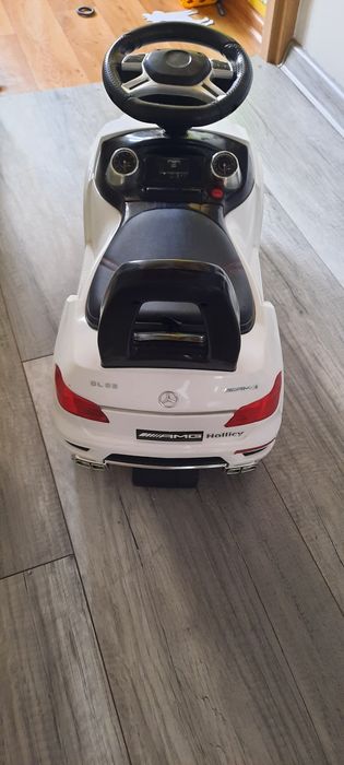 Mercedes AMG auto jeździk pchacz bujak