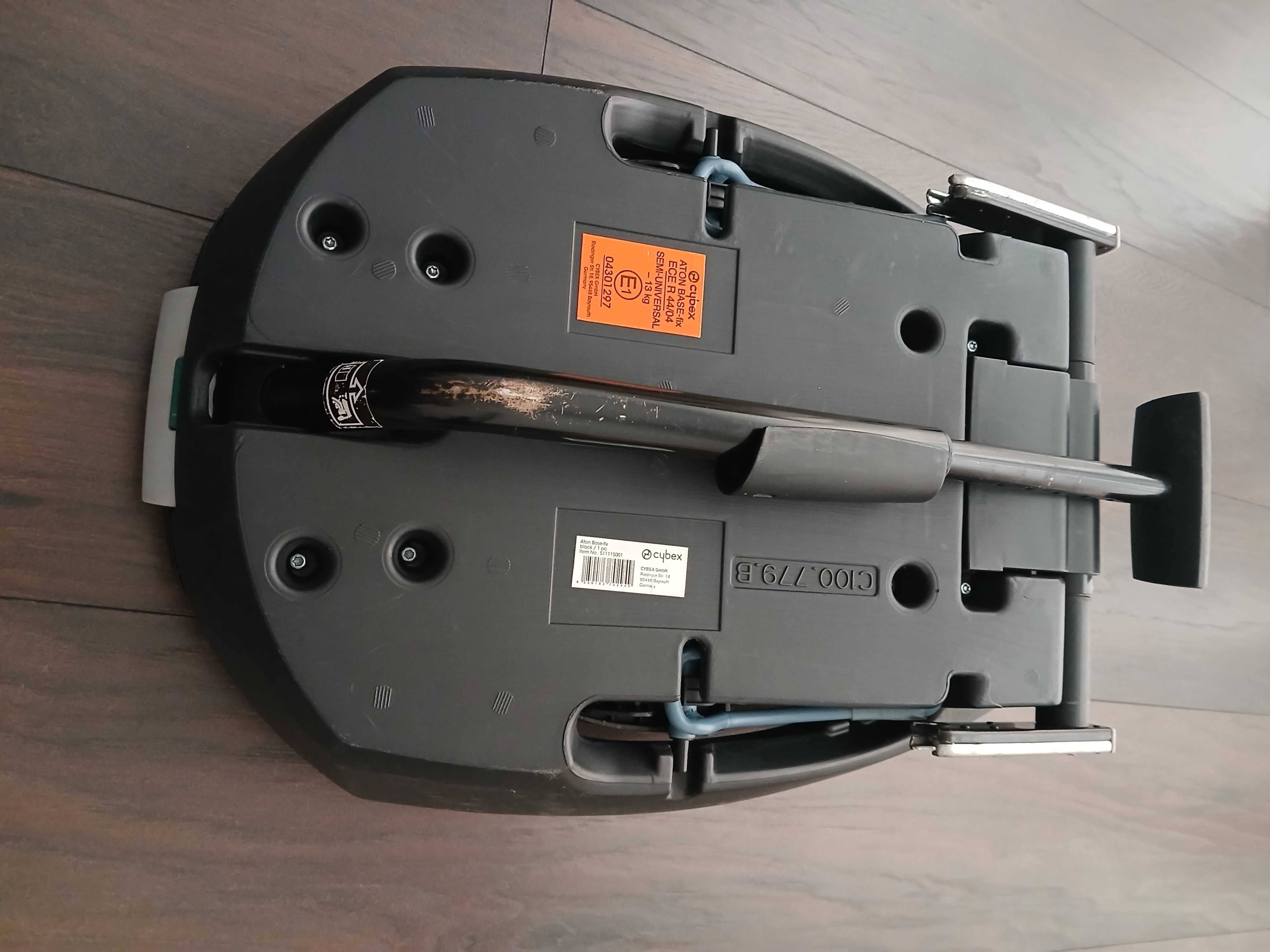 Nosidełko Cybex Aton 5 z bazą Aton base-fix