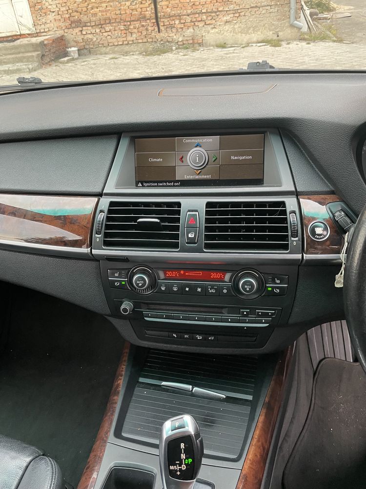 BMW X5 e70 Е53 фара бампер крило двері БМВ Х5 розбірка запчастини шрот