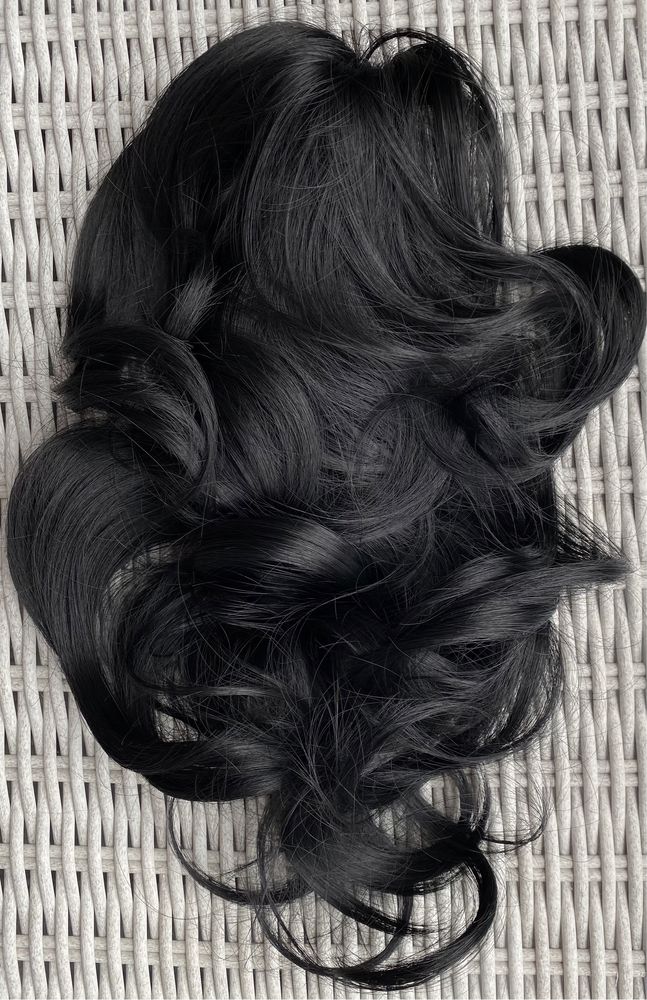 Włosy doczepiane, głęboka czerń, 34 cm