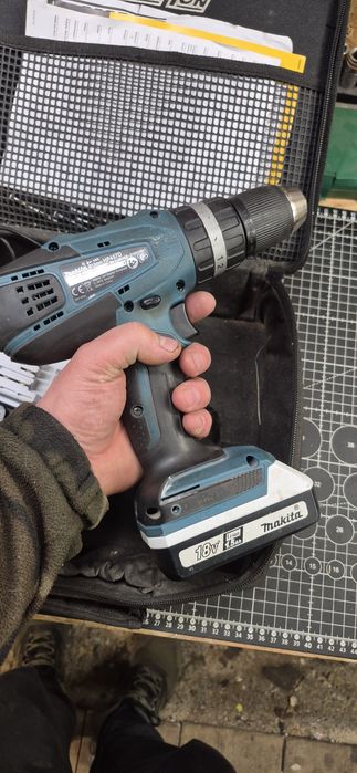 Wiertarko wkrętarka Makita + 2 akumulatory i ładowarka