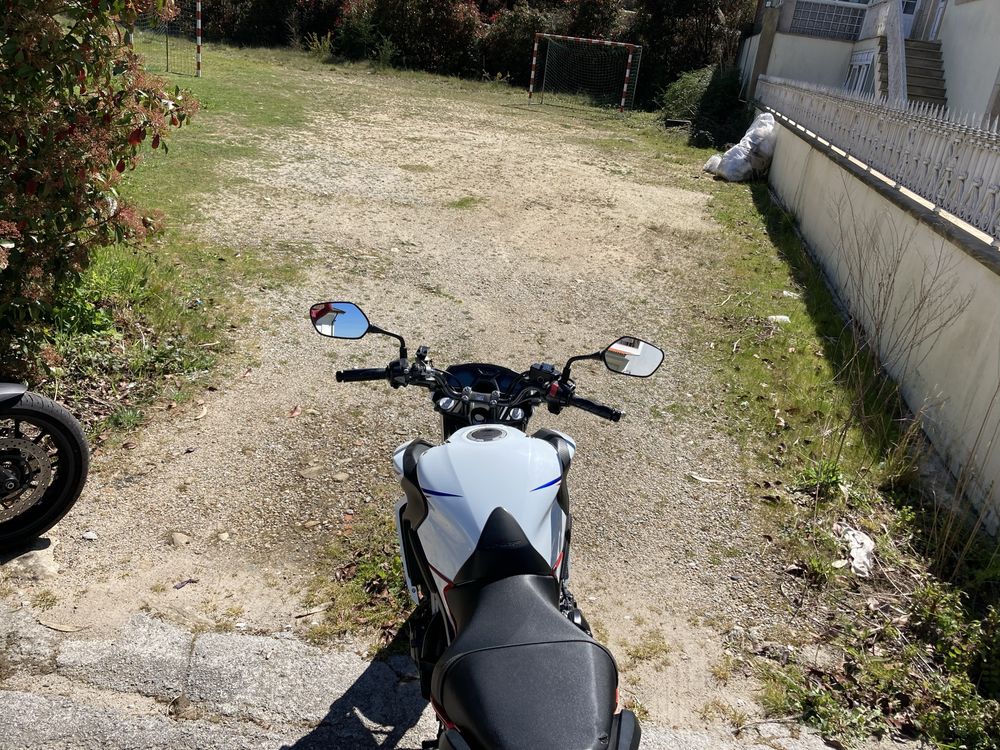 Moto Honda CB 650F