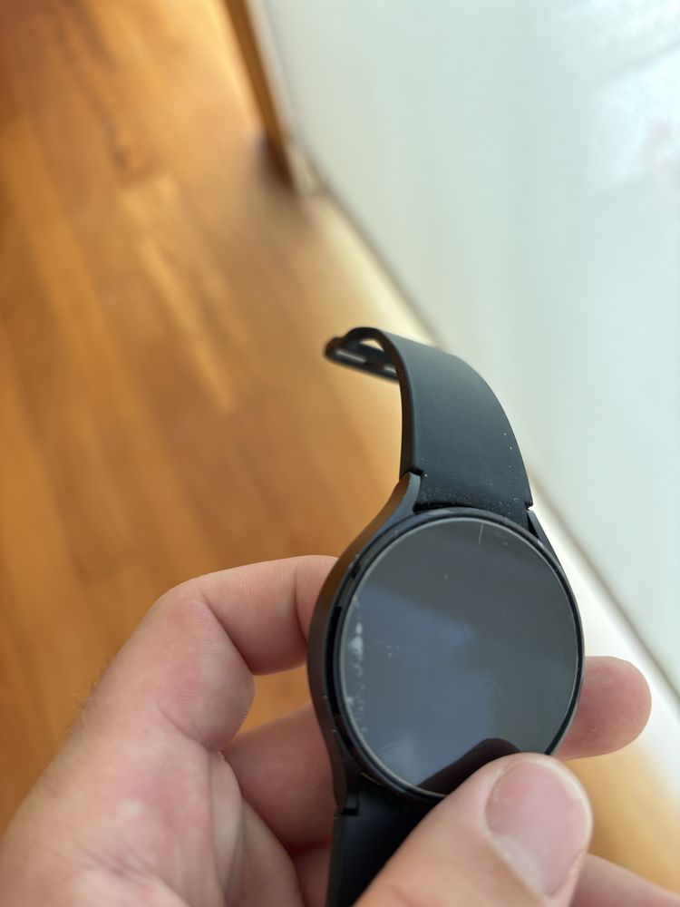 Samsung Galaxy Watch 4