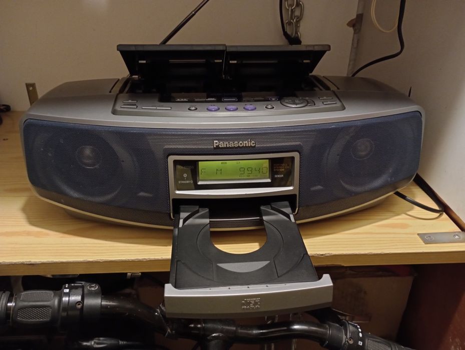 Radiomagnetofon CD Panasonic RX ED55 bardzo ładny stan tanio.