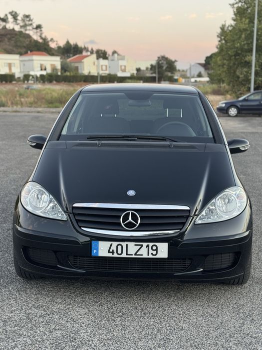 Mercedes A180D para venda em excelente estado de conservação
