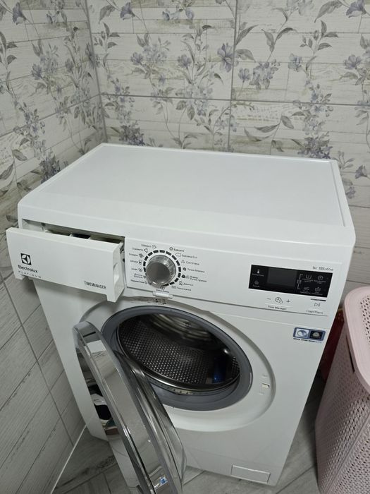 Electrolux EWS1066CUU