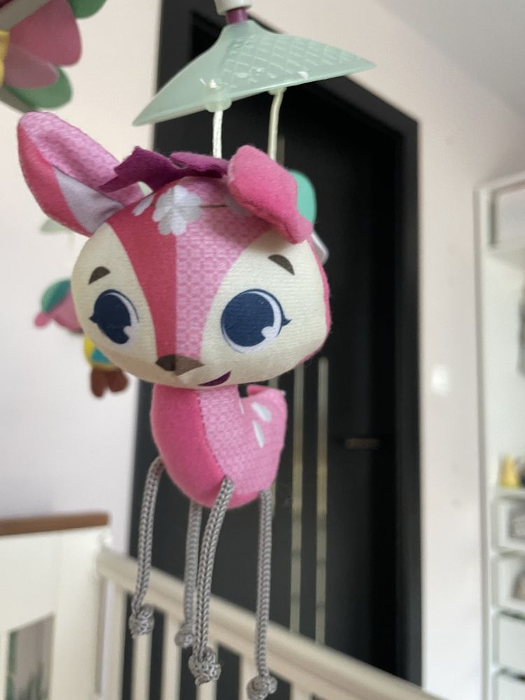 Dwie karuzelki tiny love forest stan idealny dla blizniaczek