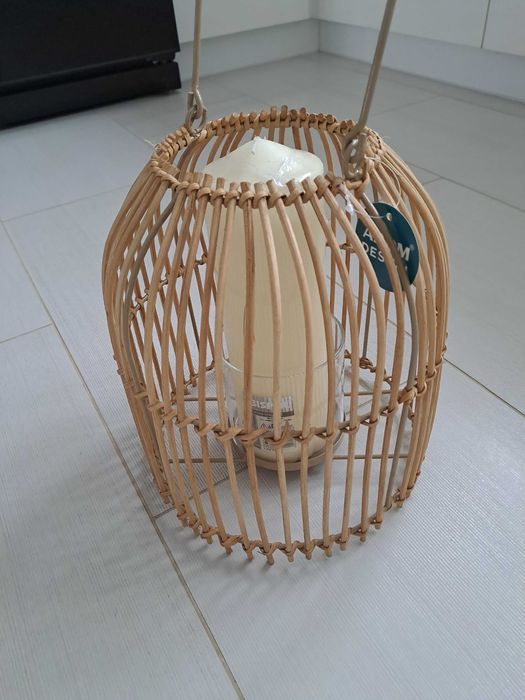 Lampion lampa latarenka ratanowa z uchwytem Altom design + świeca