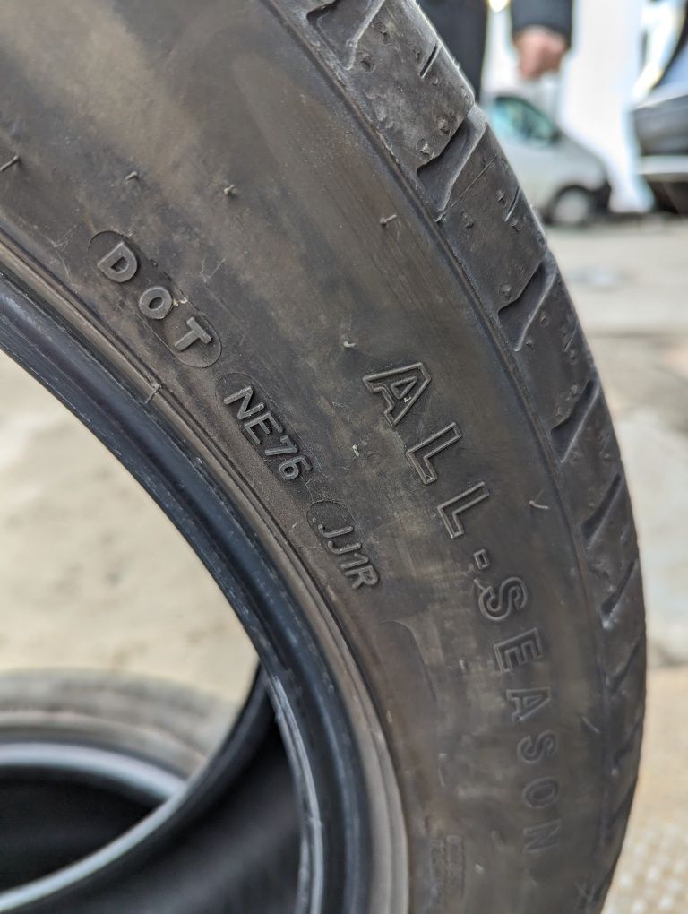 Всесезонні шини Goodyear Eagle Sport 245/50 R20 105V