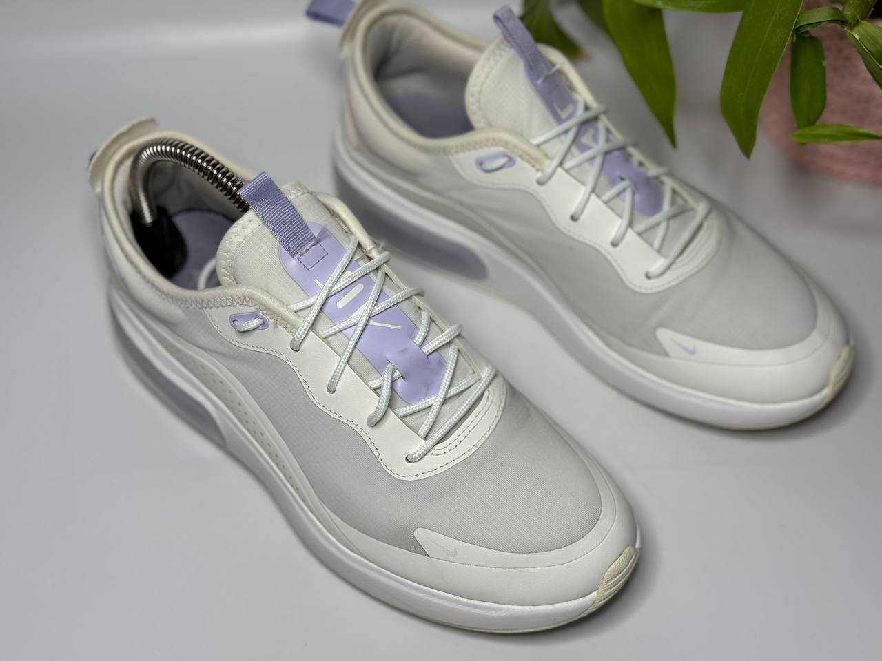 Оригінальні кросівки Nike