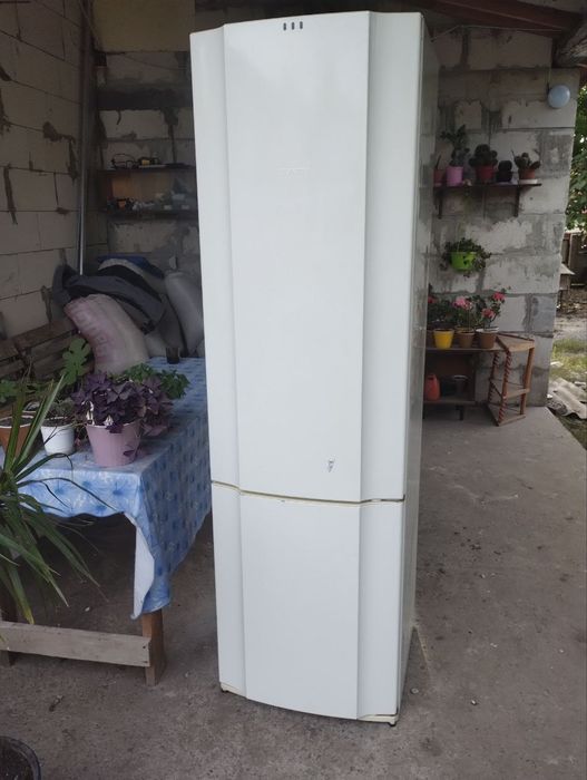 Холодильник гореньє під ремонт