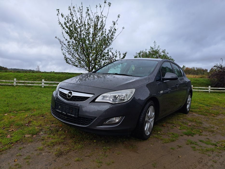 Opel Astra J 1.4T Benzyna 2012r