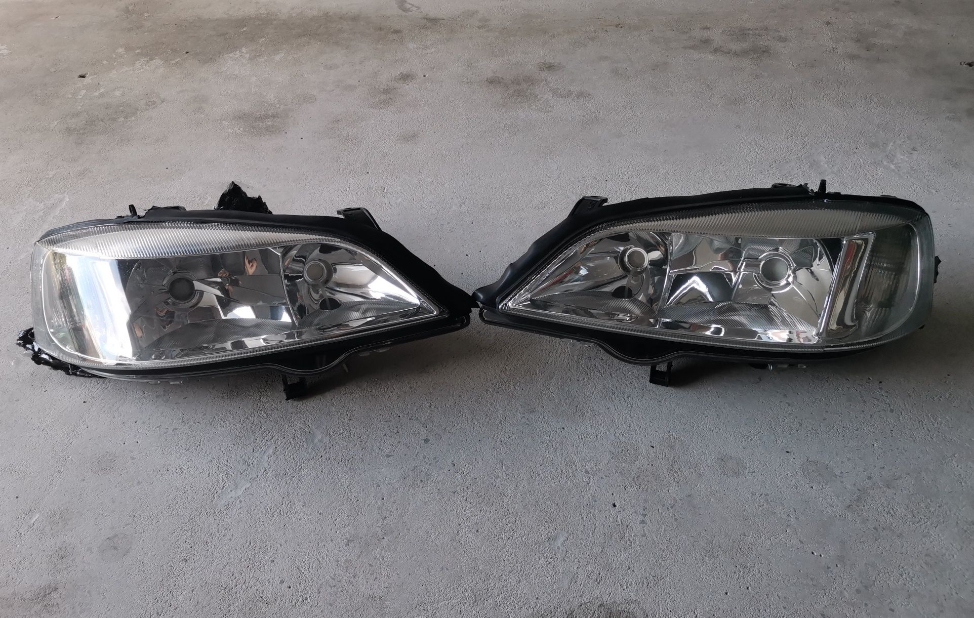 Lampy przód Opel Astra G