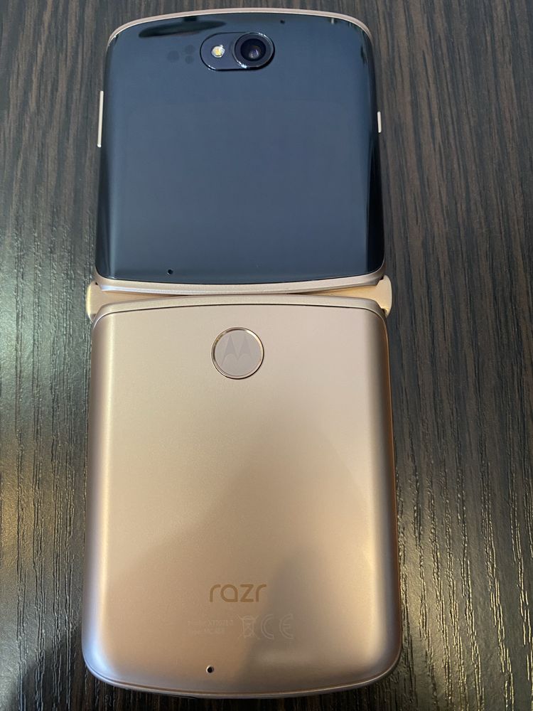 Motorola RAZR 2 (8/256Gb) gold