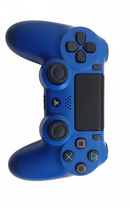 PS4 Como nova com 1 comando DualShock Azul, e 8 jogos