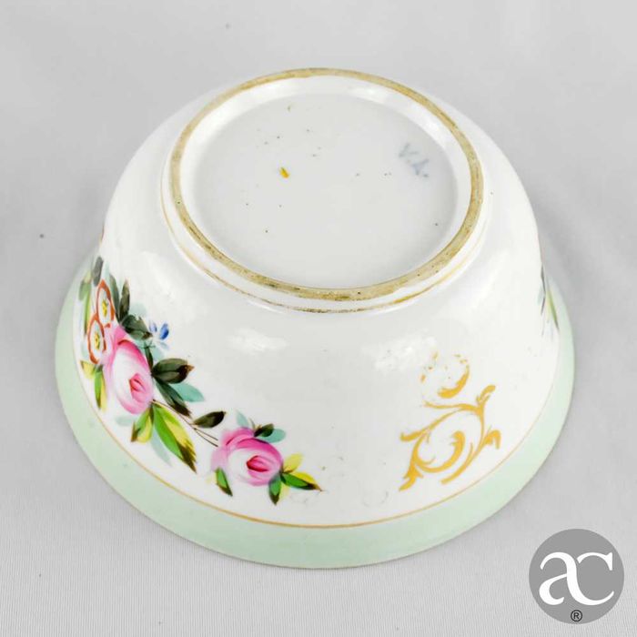 Taça de pingos em porcelana Vista Alegre, séc. XIX