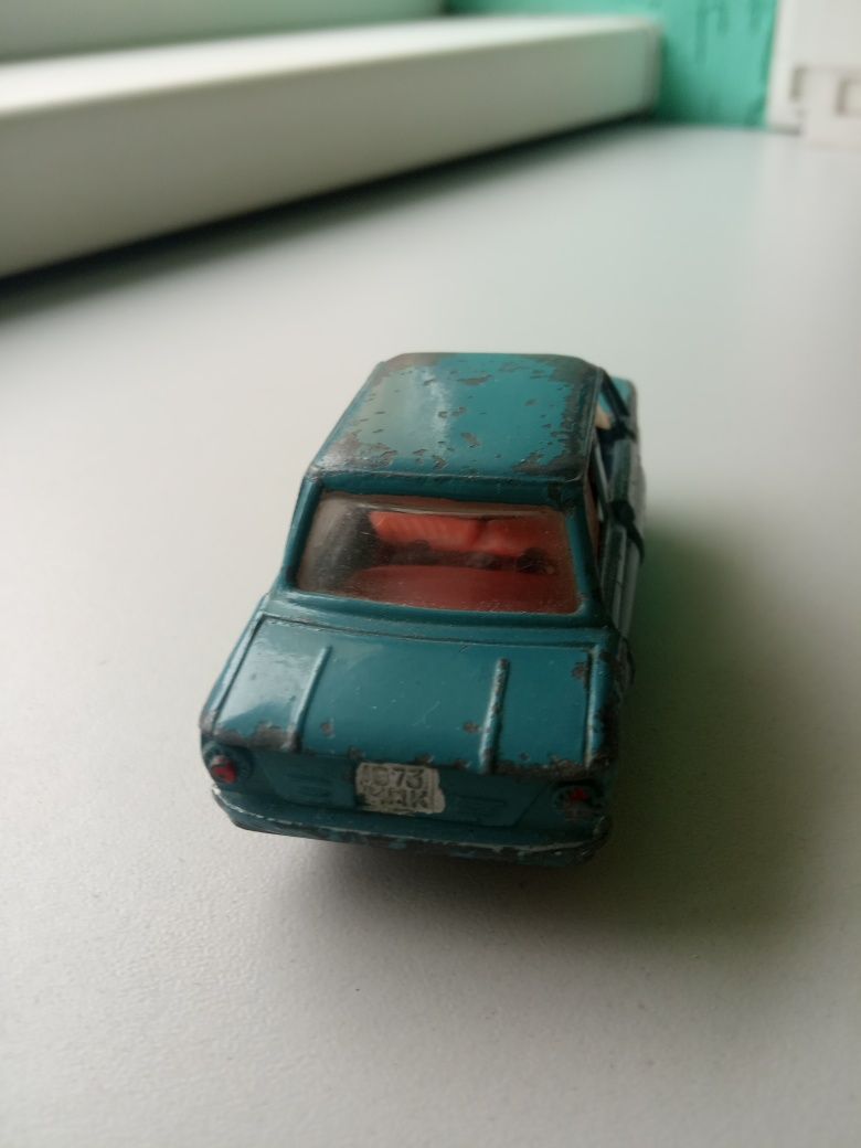 модель "Нива"металл масштаб 1:43