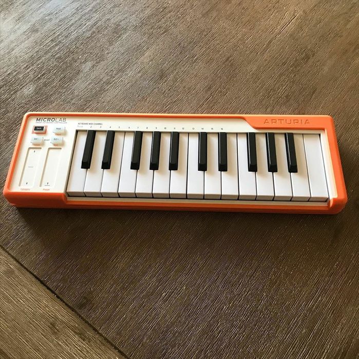 Arturia microlab orange