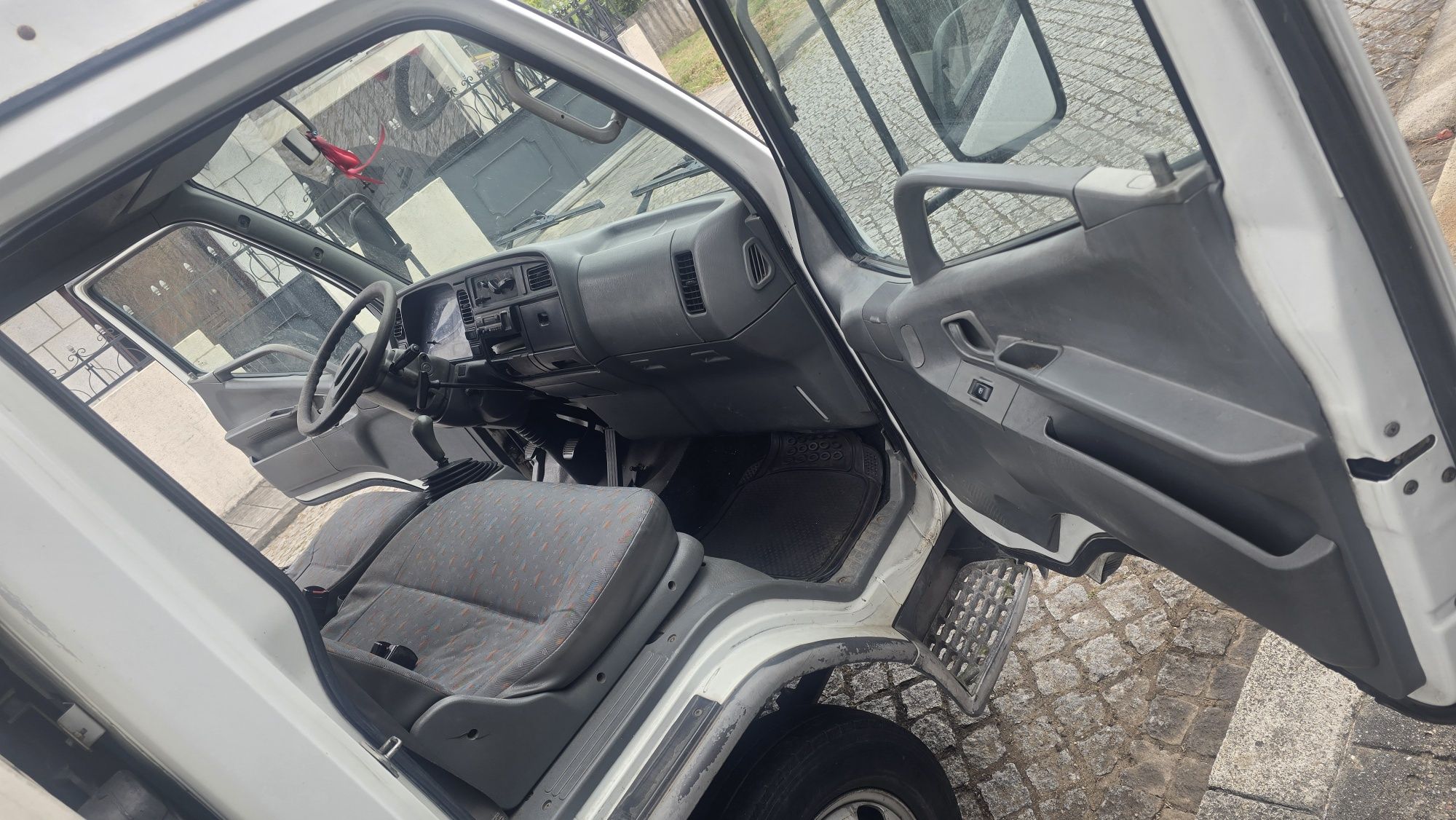 Mitsubishi Canter 2.8 D