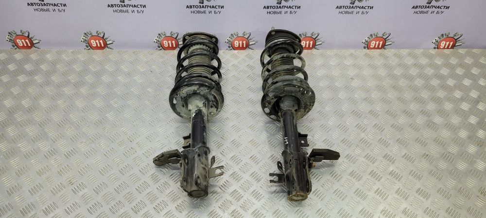 Амортизатор передній лівий/правий взборі Mazda CX9 2016 +