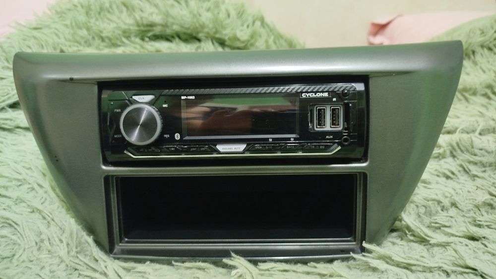 Магнітола Lancer 9 Cyclone MP1063