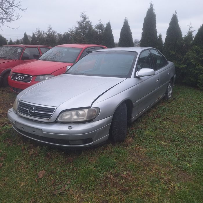 Błotnik prawy lewy tył ćwiartka podłużnica pas tylni omega b fl